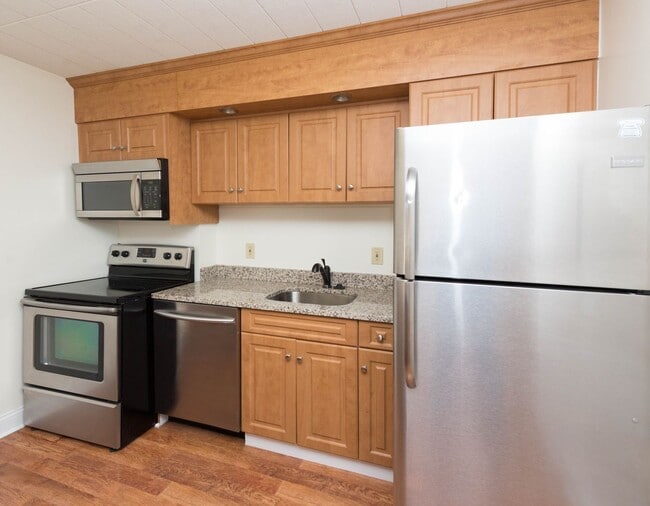 Interior Photo - Whitney Towers, L.L.C. (WTL)