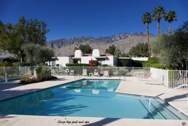 Foto del edificio - Sunshine Villas, Palm Springs, Furnished,S...