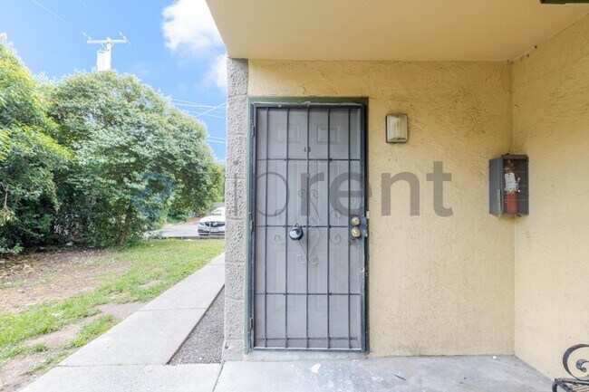 Building Photo - Unit 49