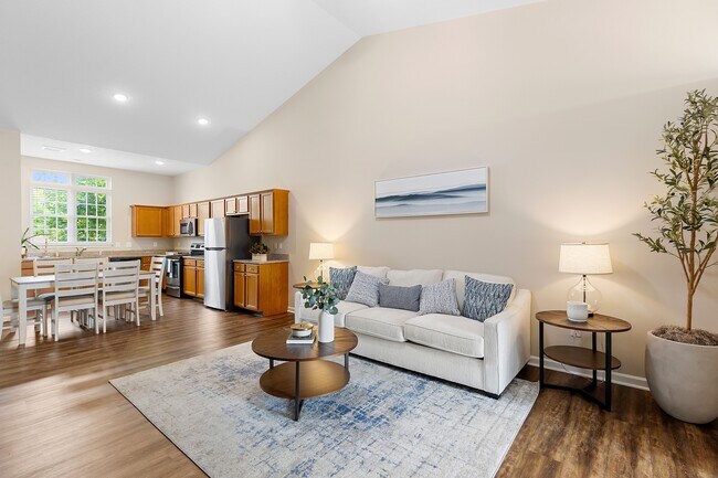 Building Photo - Redwood New Albany