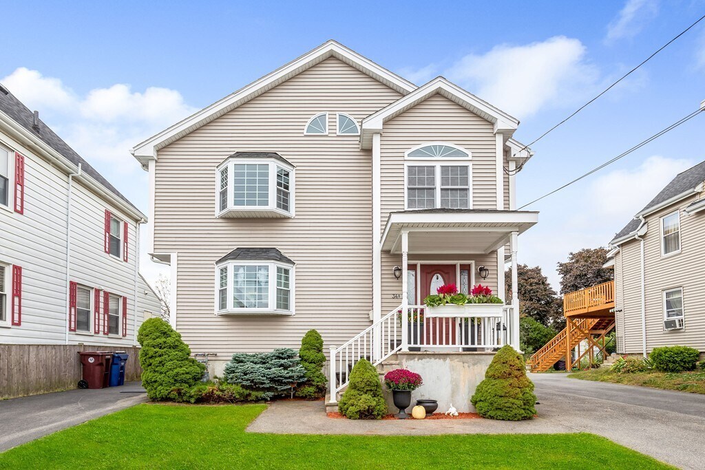 Primary Photo - 34 Davis St