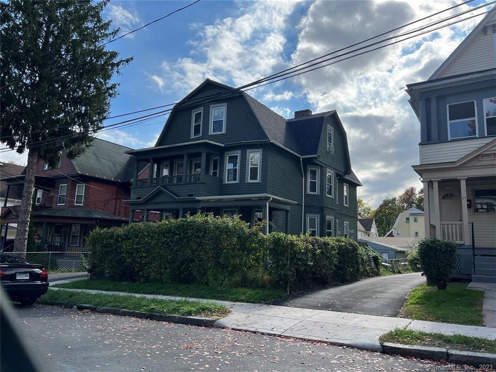 33 Vineland Terrace, Hartford, CT 06112 Room for Rent in Hartford, CT