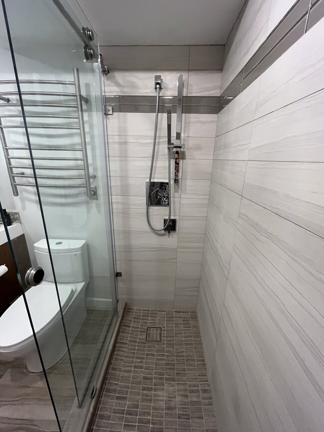 Bathroom Shower - 1 Kelton Ct