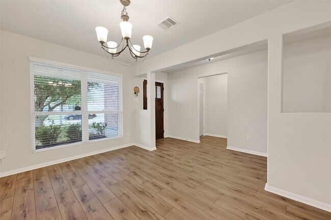 Foto del edificio - 5055 Juniper Spring Trail