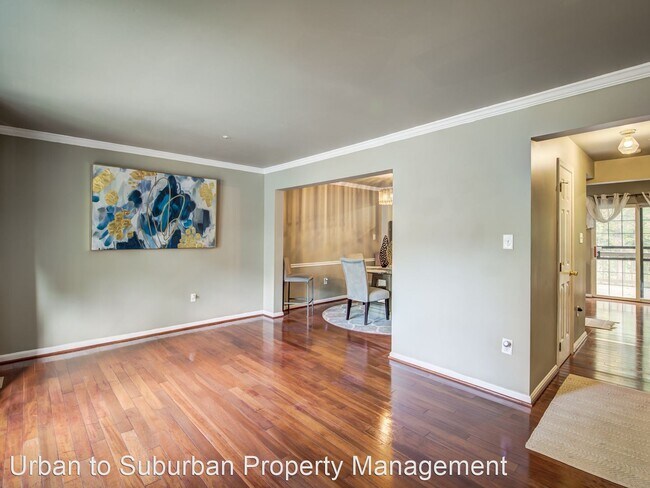 Foto del edificio - 3 br, 2.5 bath House - 8834 Ritchboro Rd
