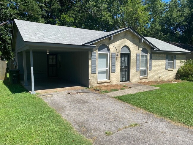 Building Photo - 4060 Stowe St