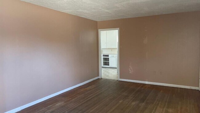 Foto del edificio - 2110 Ballinger St