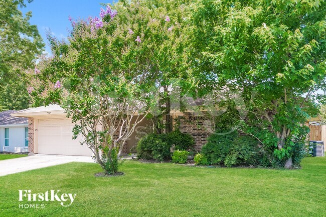 Foto del edificio - 5304 Tamarack Ct