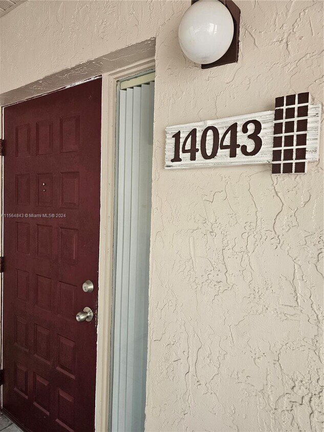 Foto principal - 14043 SW 91st Terrace