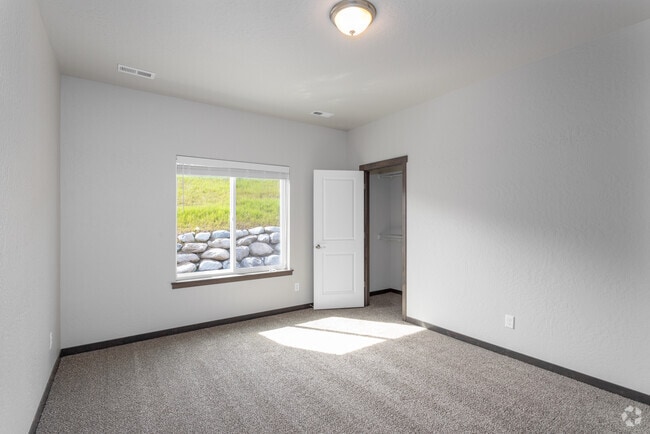 2BR, 2BA - 1,118SF - Riverside at Coyote Rock