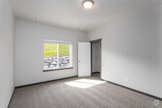 2BR, 2BA - 1,118SF - Riverside at Coyote Rock