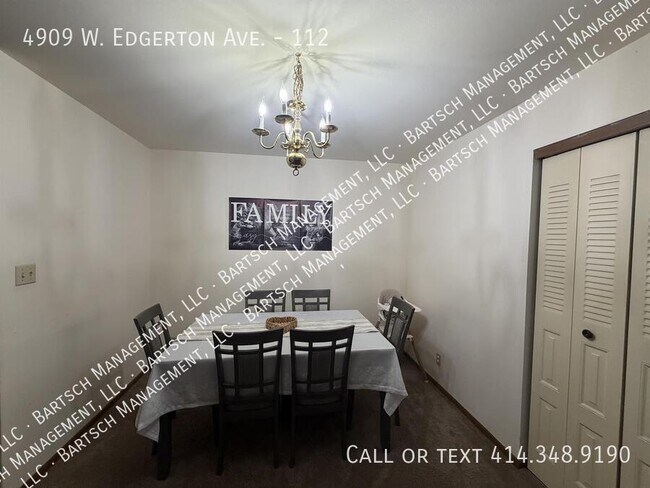 Foto del edificio - 4909 W Edgerton Ave