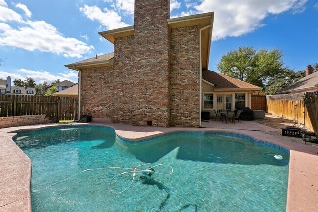 Foto del edificio - 6904 Peppervine Cove