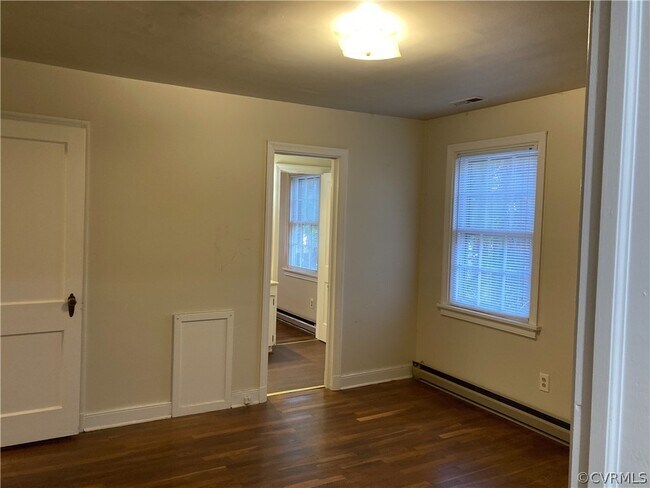 Building Photo - 1215 Hillside Ave
