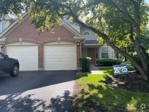 Building Photo - 204 Glasgow Ln
