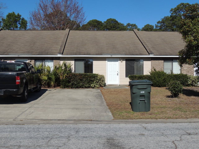 Building Photo - 341 Beverly St