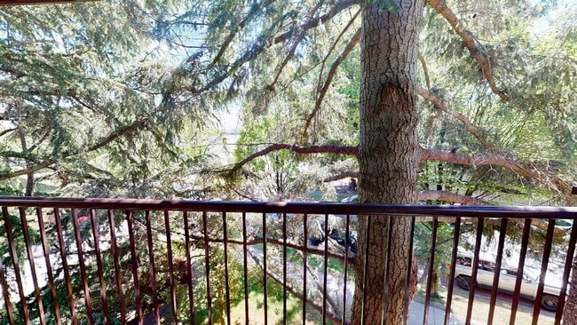 Building Photo - 1373 West 73rd