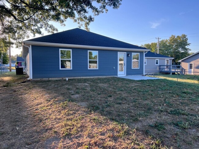 Building Photo - Stunning 4-Bedroom House – The Home You’ve...