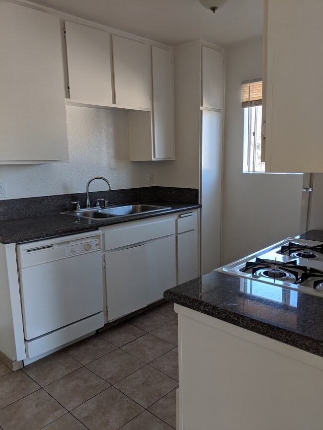 Building Photo - 1526 Sherman Pl