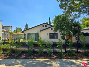 Building Photo - 94 S Vinedo Ave