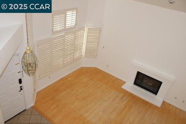 Building Photo - 5344 Cerro Sur
