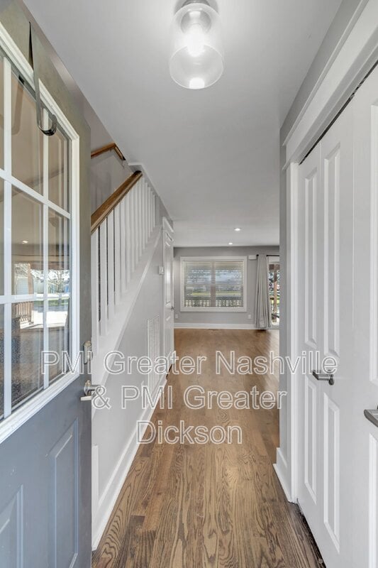 Foto del edificio - 2543 Summit Ct