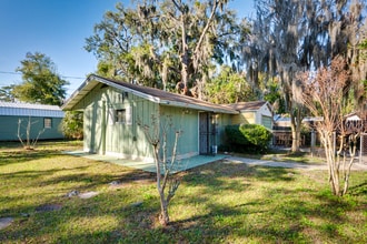 Building Photo - 2652 Merwyn Rd