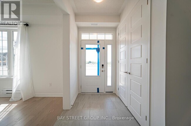 Photo du bâtiment - 1403 William Halton Pkwy