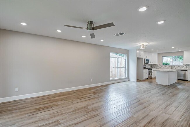 Building Photo - 3306 Cannon Ridge Dr