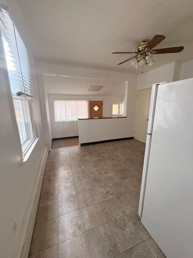 Cocina grande - 2610 Wilmot St