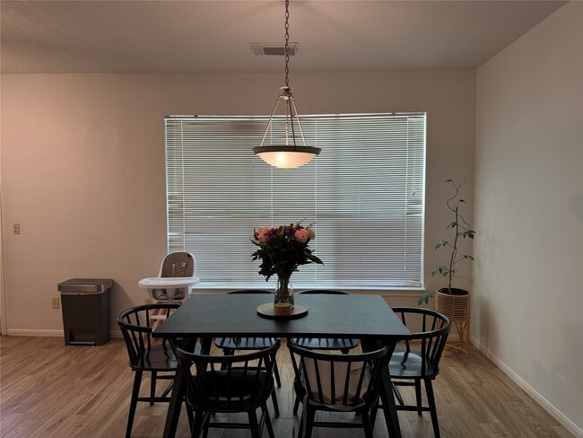 Foto del edificio - 2909 Linda Dr