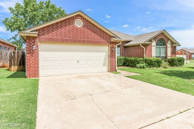 Building Photo - 4 br, 2.5 bath House - 1905 Fair Meadow Dr