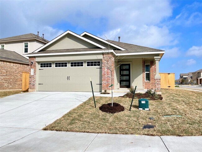 Foto del edificio - 305 Milliner Lp