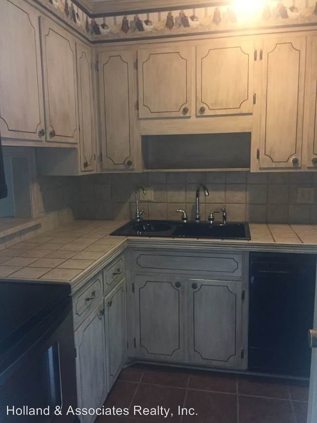Foto del edificio - 2 br, 1.5 bath House - 502 Carolyn Court B-8