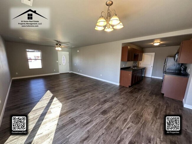 Foto del edificio - 1308 Commons Drive