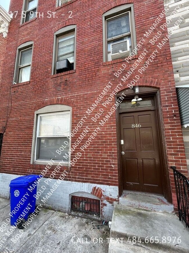 Building Photo - 17 S 9th St