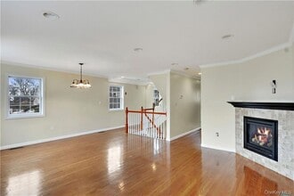 Building Photo - 5 Crosby Pl