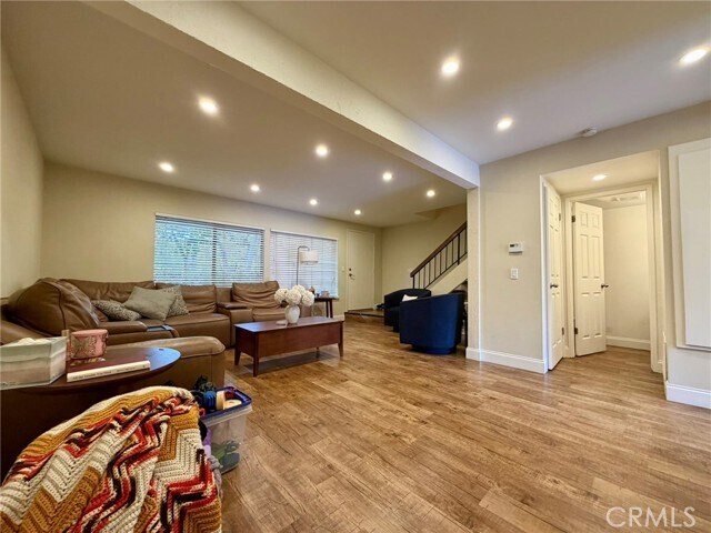 Building Photo - 618 Briarwood Ln