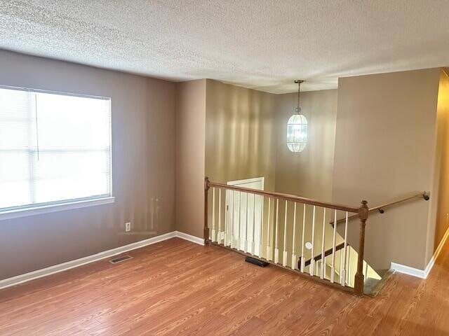 Foto del edificio - 1941 Sun Hill Rd