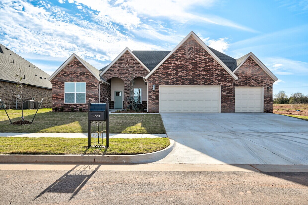 Foto principal - 9320 NW 146th St