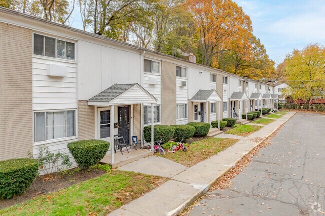 241 Avenida Quinnipiac - Georgetown Apartments