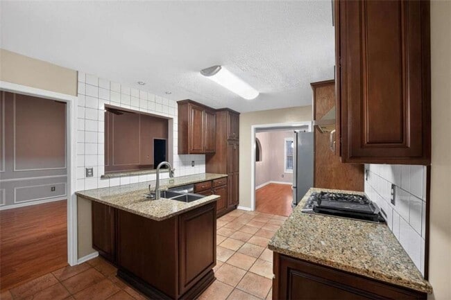 Building Photo - 630 Castlebar Way