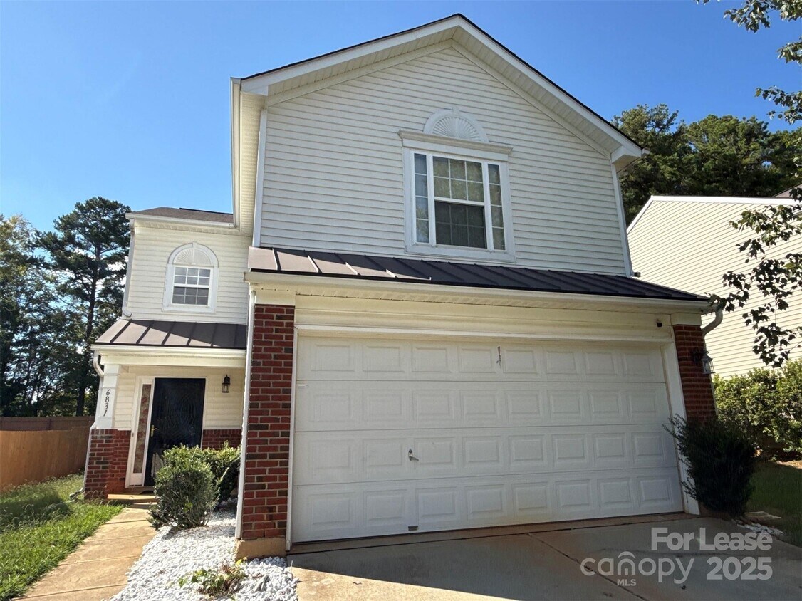 Primary Photo - 6831 Sunman Rd