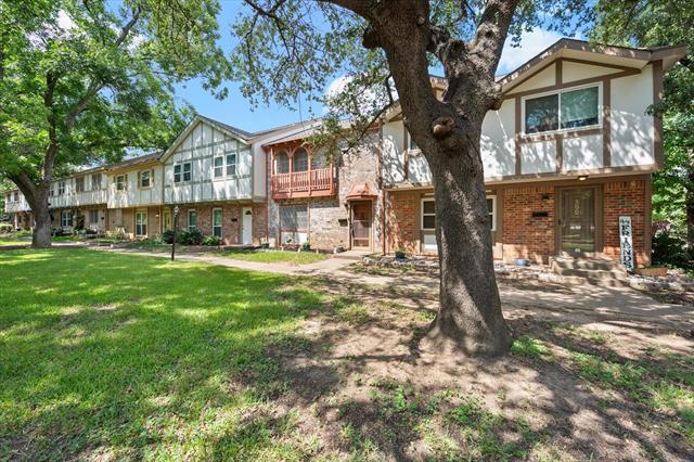Building Photo - 302 Westview Terrace
