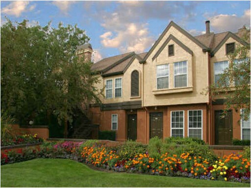 Building Photo - 6149 S Vine Hill Ln