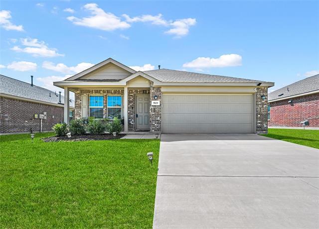 Primary Photo - 1523 Avery Pointe Dr