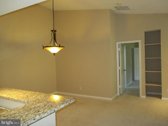 Foto del edificio - 7502 Ashby Ln