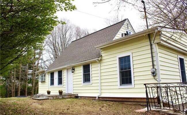 Building Photo - 60 Fairfield Dr