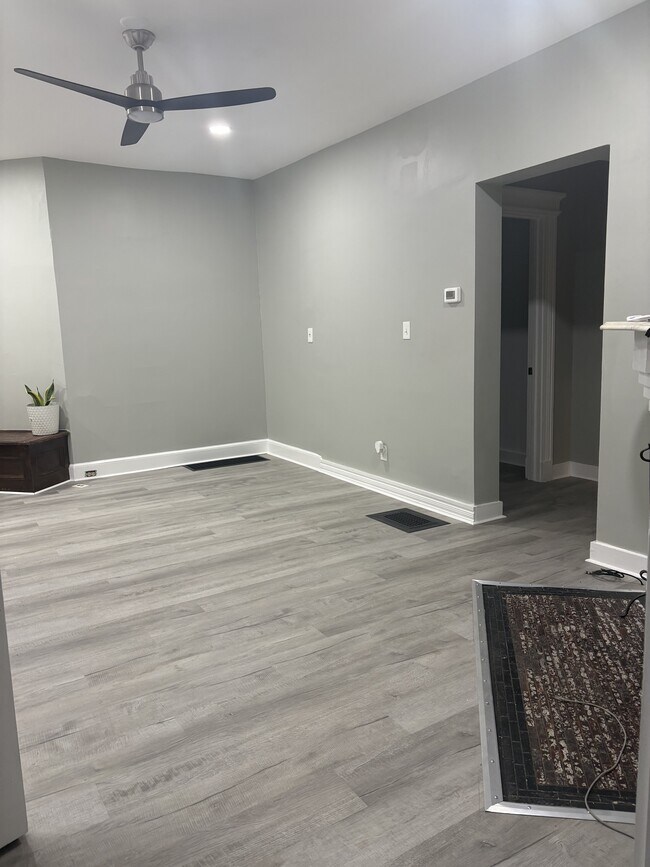 Fotografía del edificio - 950 Townsend Ave