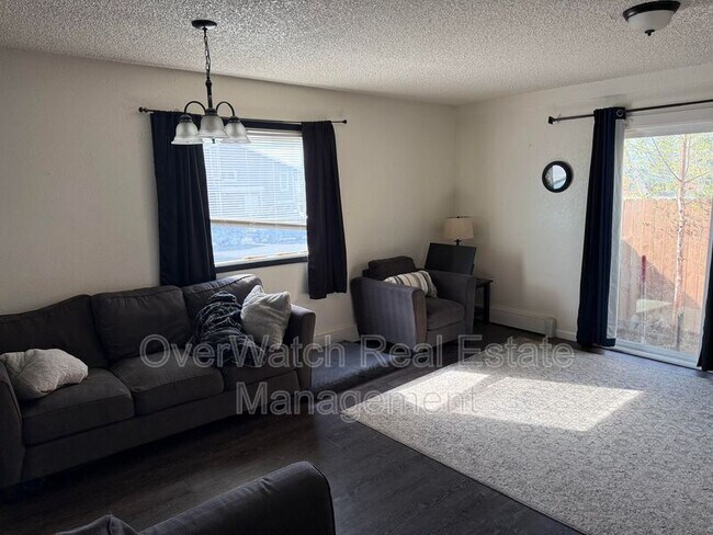Foto del edificio - 627 N Klevin St